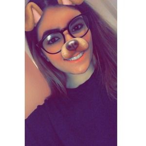 Meet your Posher, Debra